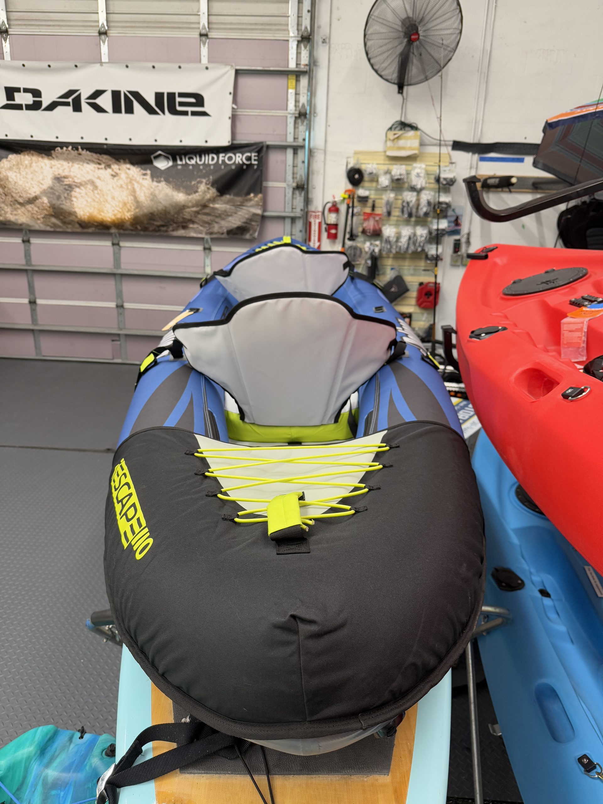 Pelican iEscape 110 Inflatable Tandem Kayak - Image 4